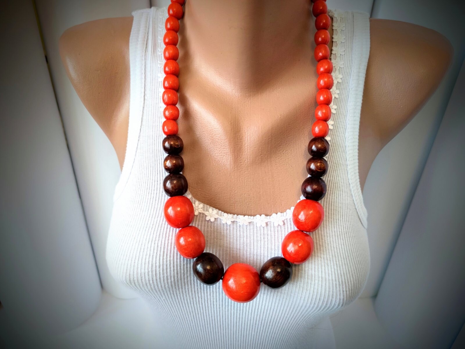 Orange Chunky Halskette, Holzperlenkette, Big Bold Holzkette, Boho Lange Perlenkette, Geschenke von DanajewelryUA