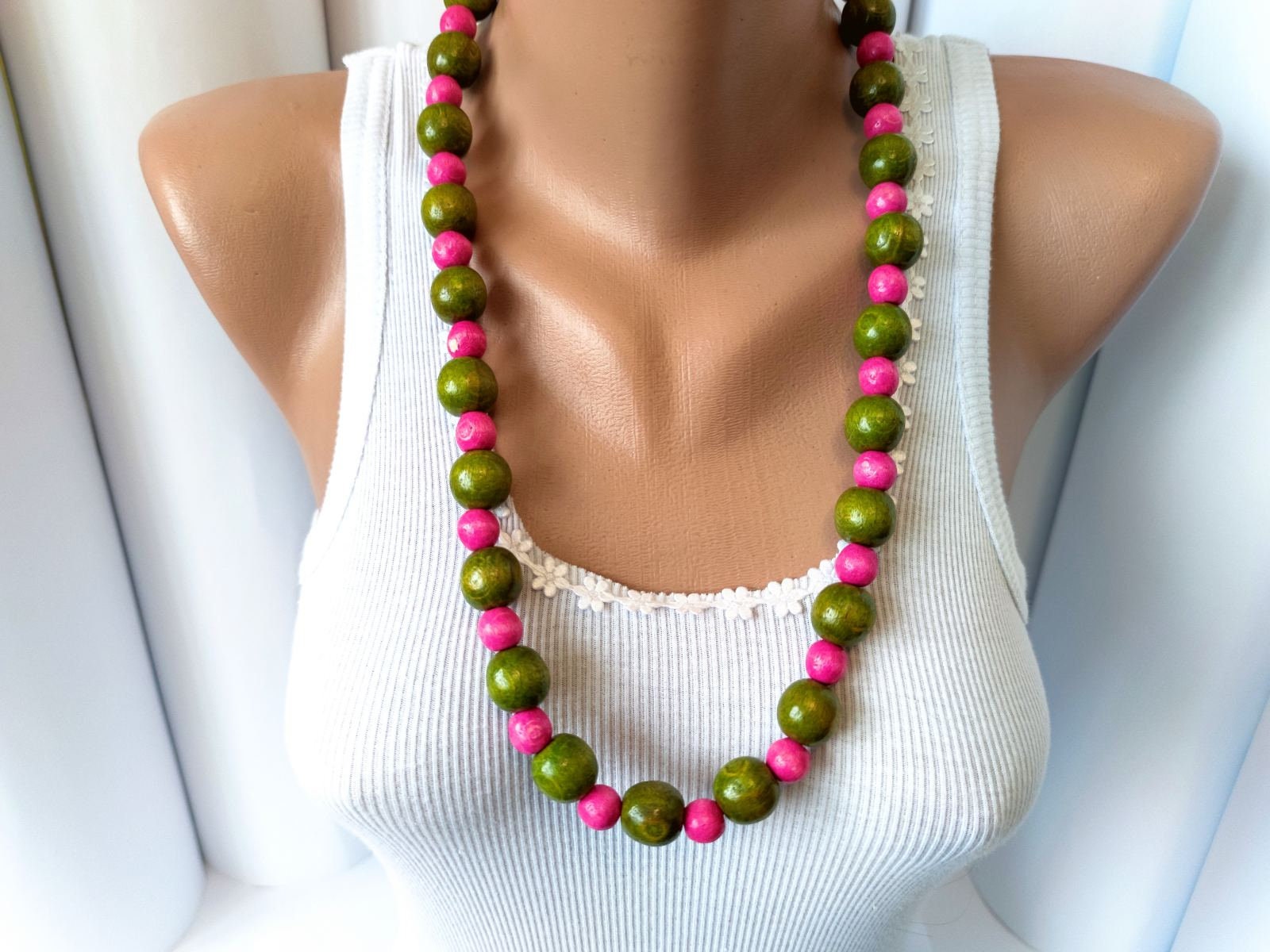 Rosa Grüne Chunky Halskette, Lange Halskette, Big Bold Holzkette, Boho Perlenkette, Große Perlenkette, Geschenke von DanajewelryUA