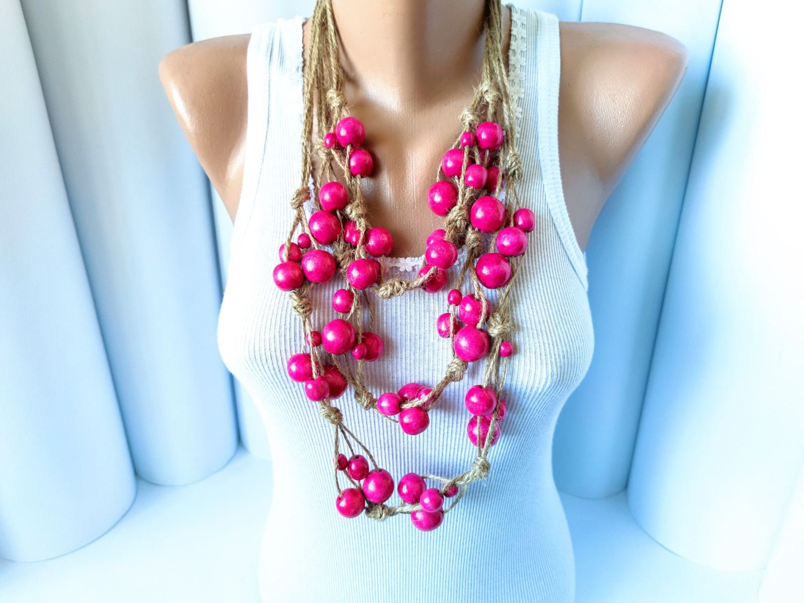 Rosa Multi Strand Große Halskette, Multi-Layer-Holz Perlenkette, Chunky Handgemachte Holz Multi-Layer Boho Geschenke von DanajewelryUA