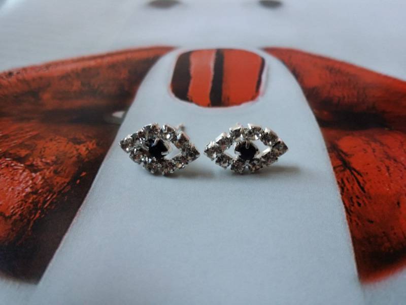 Crystal Swarovski Elements Sterling 925 Evil Eye Schutz Onyx Cz Ohrstecker Pierced Ohrringe Handarbeit Crystal Swarovski Elements Sterling 925 Evil Eye Schutz Onyx Cz Ohrstecker Pierced Ohrringe Handarbeit von DancingGypsies