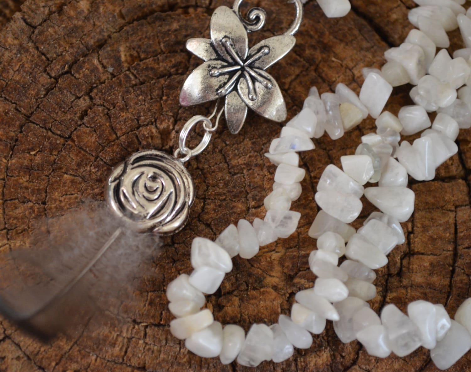 Heiliger Mondstein Nest Feder Healing Adularia Halskette Handgemacht Heiliger Mondstein Nest Feder Healing Adularia Halskette Handgemacht von DancingGypsies