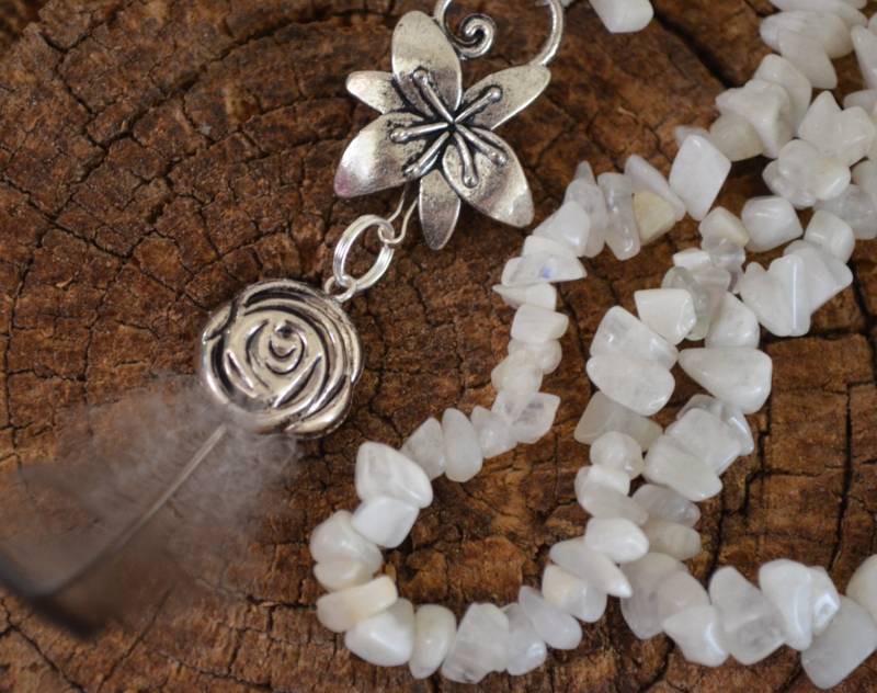 Heiliger Mondstein Nest Feder Healing Adularia Halskette Handgemacht Heiliger Mondstein Nest Feder Healing Adularia Halskette Handgemacht von DancingGypsies