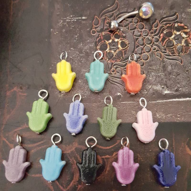 Interchangeable Bauch Ring Hamsa Hand Bemalt Körper Piercing Schmuck Abnehmbare Charms Swap & Drop Wechselbare Bar Charme Interchangeable Bauch Ring Hamsa Hand Bemalt Körper Piercing Schmuck Abnehmbare Charms Swap & Drop Wechselbare Bar Charme von DancingGypsies