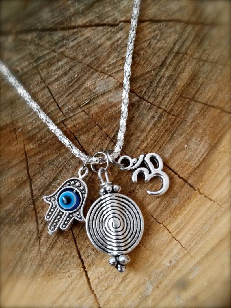 Life Karma Is Good Hamsa Evil Eye Hand Om Celtic Spiral Protection Pendant Silver Necklace 18" Healing Cluster Energy von DancingGypsies