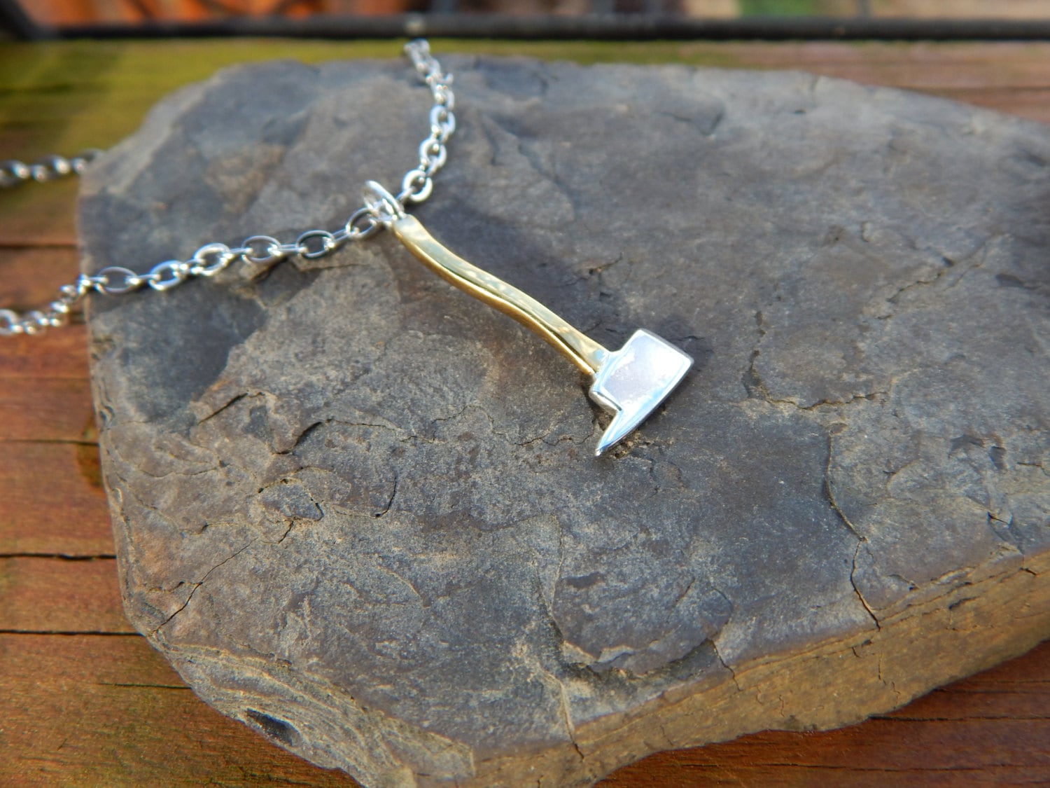 Feuer Axt Anhänger Schmuck Halskette Feuer Axt Anhänger Schmuck Halskette von DancingMantisJewelry