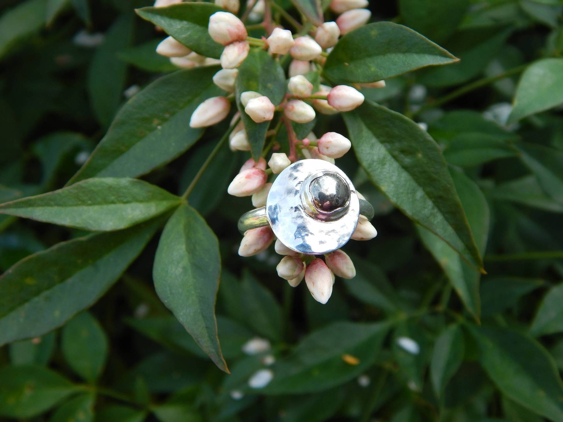 Silber Ring Mit Pyrit Stein Handgemachter Schmuck Silber Ring Mit Pyrit Stein Handgemachter Schmuck von DancingMantisJewelry