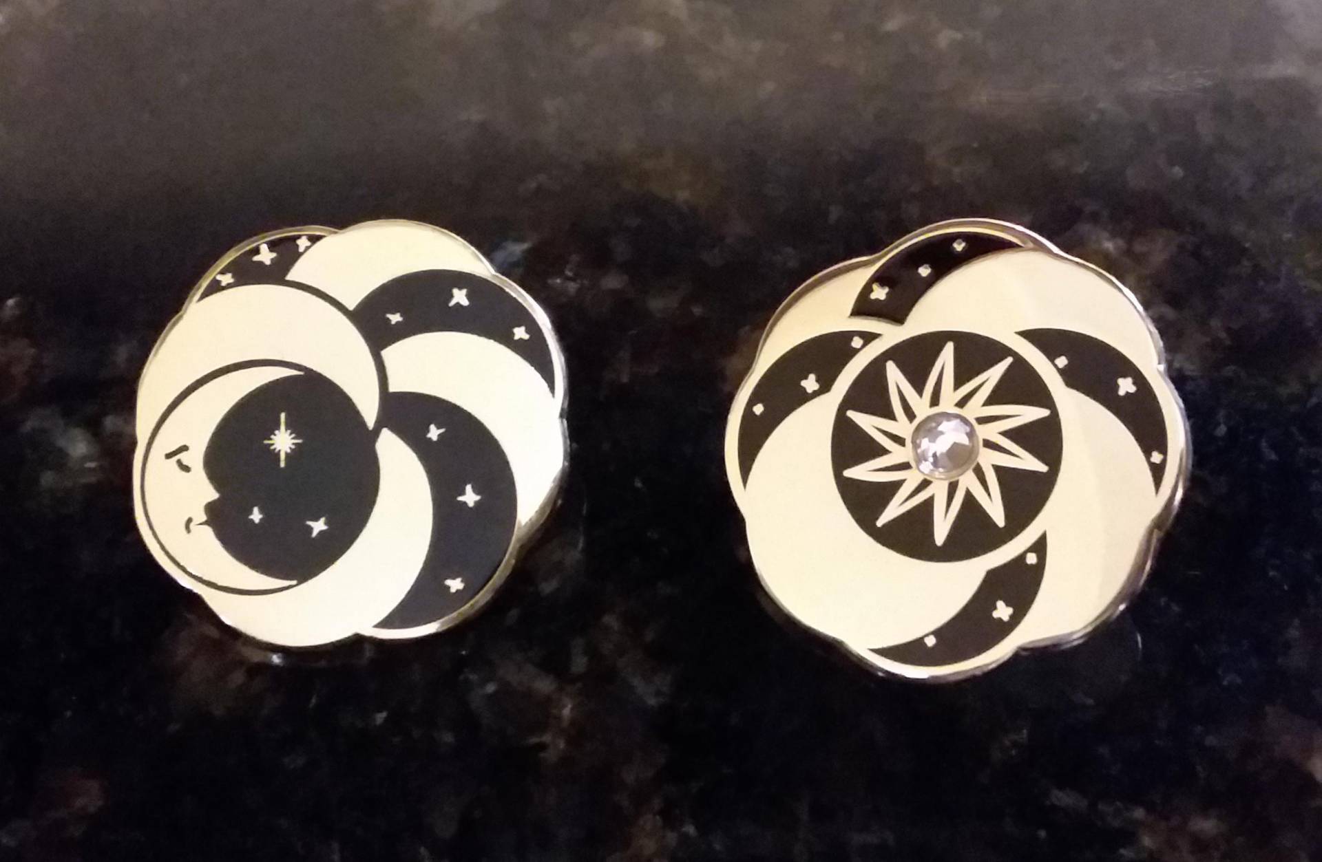 Nachthimmel Emaille Pin Set von DancingRavensPins