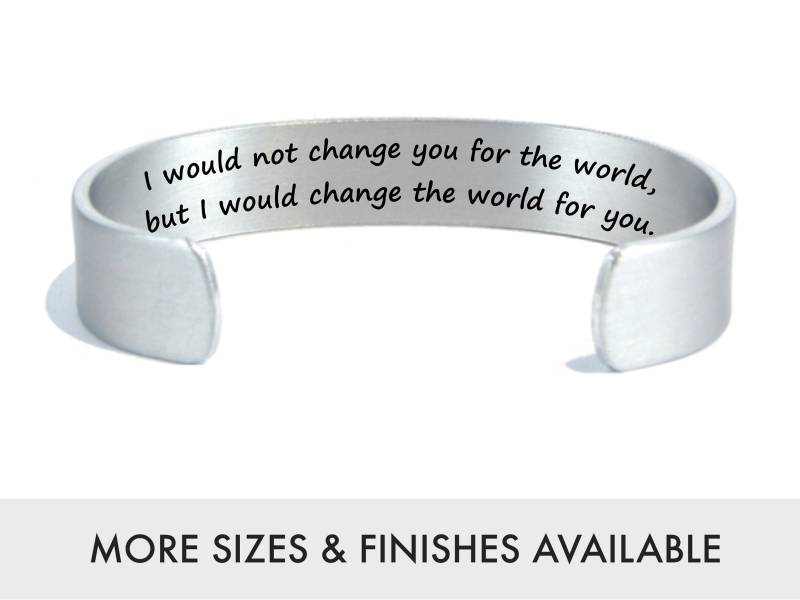 Benutzerdefinierte Silber Manschette Armband | Ich Würde Nicht Dich Für Die Welt Ändern Sondern Inspirierendes Geschenk Ermutigung Benutzerdefinierte Silber Manschette Armband | Ich Würde Nicht Dich Für Die Welt Ändern Sondern Inspirierendes Geschenk Ermutigung von DandLDesigns4U
