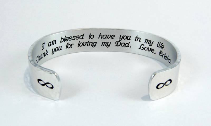 Personalisierte Stiefmutter Armband | Hochzeitsgeschenk Ich Bin Gesegnet, Dich in Meinem Leben Zu Haben Danke, Dass Du Es Liebst Personalisierte Stiefmutter Armband | Hochzeitsgeschenk Ich Bin Gesegnet, Dich in Meinem Leben Zu Haben Danke, Dass Du Es Liebst von DandLDesigns4U