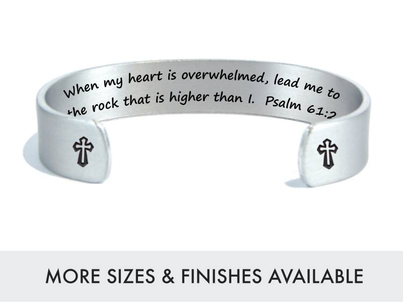 Psalm 612 | Ermutigungsgeschenk Wenn Mein Herz Überwältigt Ist, Führe Mich Zum Felsen Höher, Als Ich Christlicher Schmuck Armband Armreif Mit Gravur von DandLDesigns4U