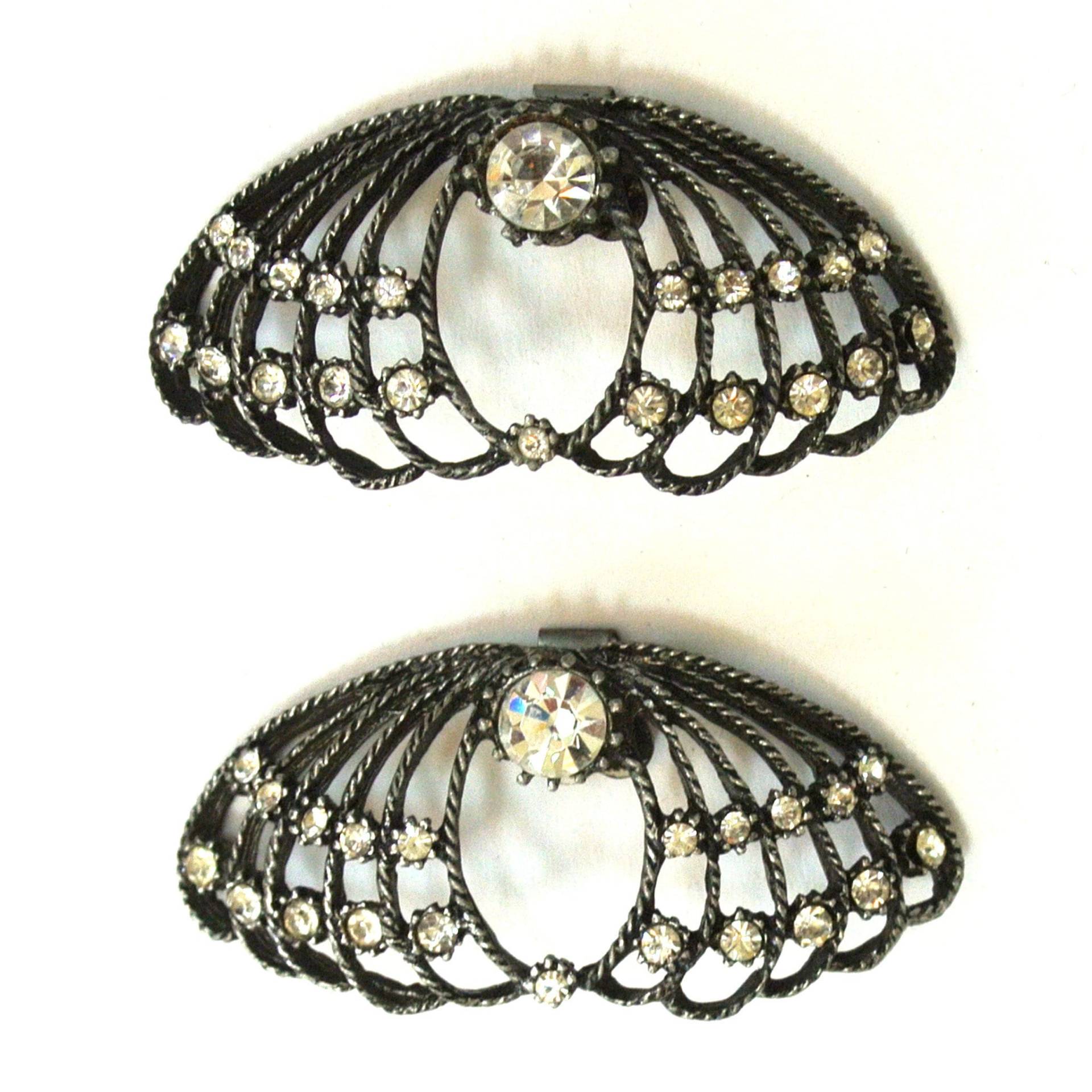 1930Er Jahre Geschwärztem Silber Metall Strass Geflügelten Schuhclips 1930Er Jahre Geschwärztem Silber Metall Strass Geflügelten Schuhclips von DandLVintage