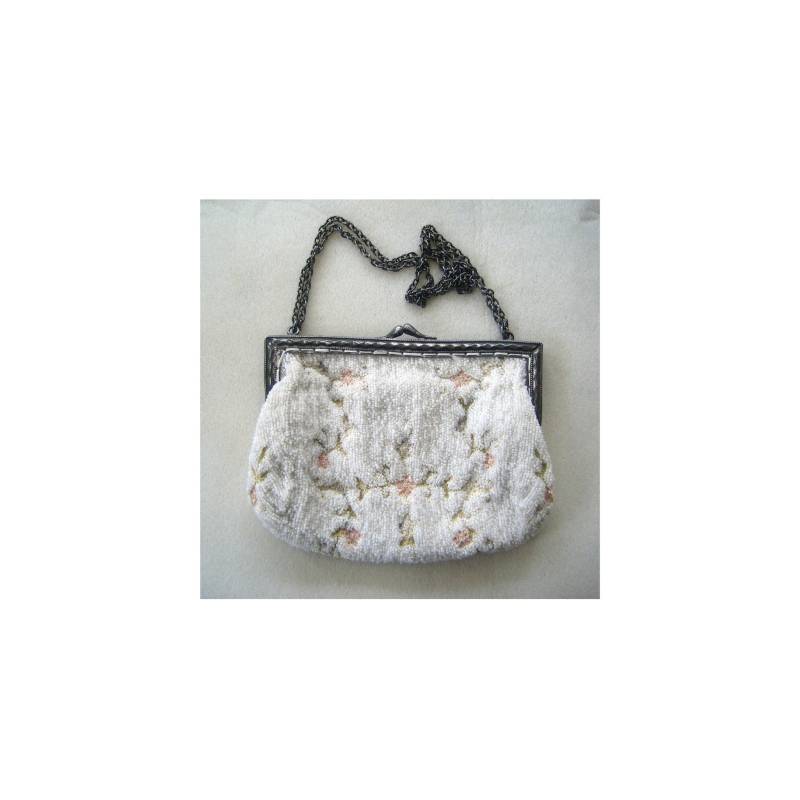 Circa 1920 Perlen Tambour Handtasche Mit Spiegel Circa 1920 Perlen Tambour Handtasche Mit Spiegel von DandLVintage