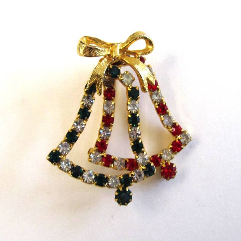 Goldfarbene Und Glitzernde Strass Brosche Goldfarbene Und Glitzernde Strass Brosche von DandLVintage