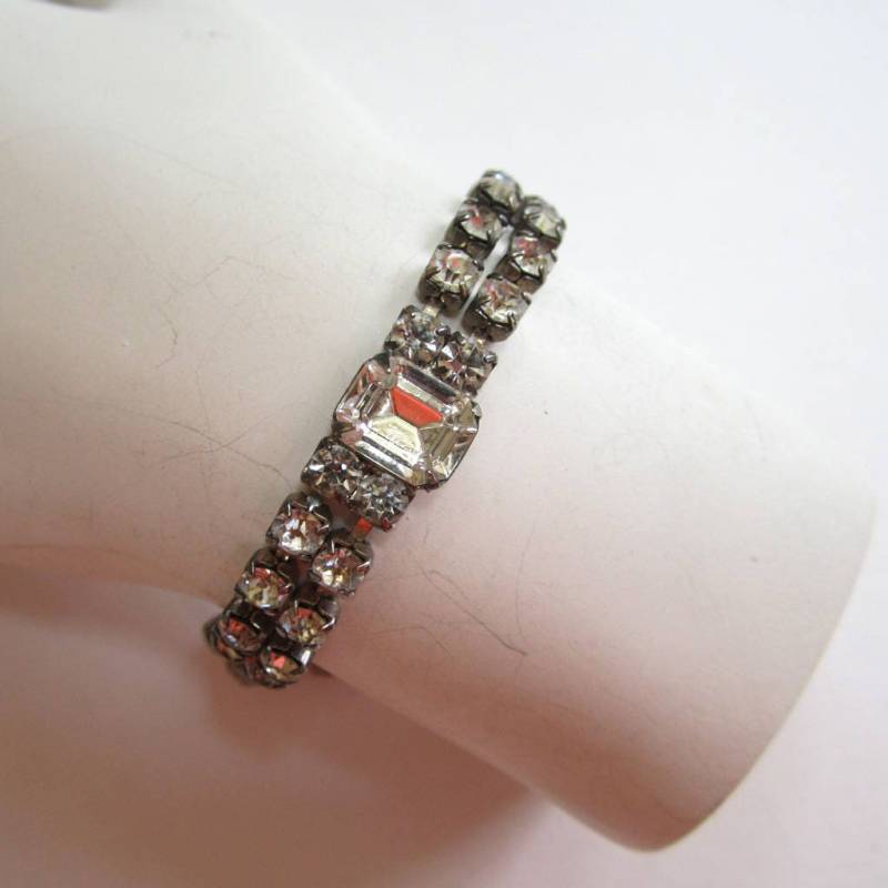 Zweireihiges Funkelndes Strass Armband Zweireihiges Funkelndes Strass Armband von DandLVintage