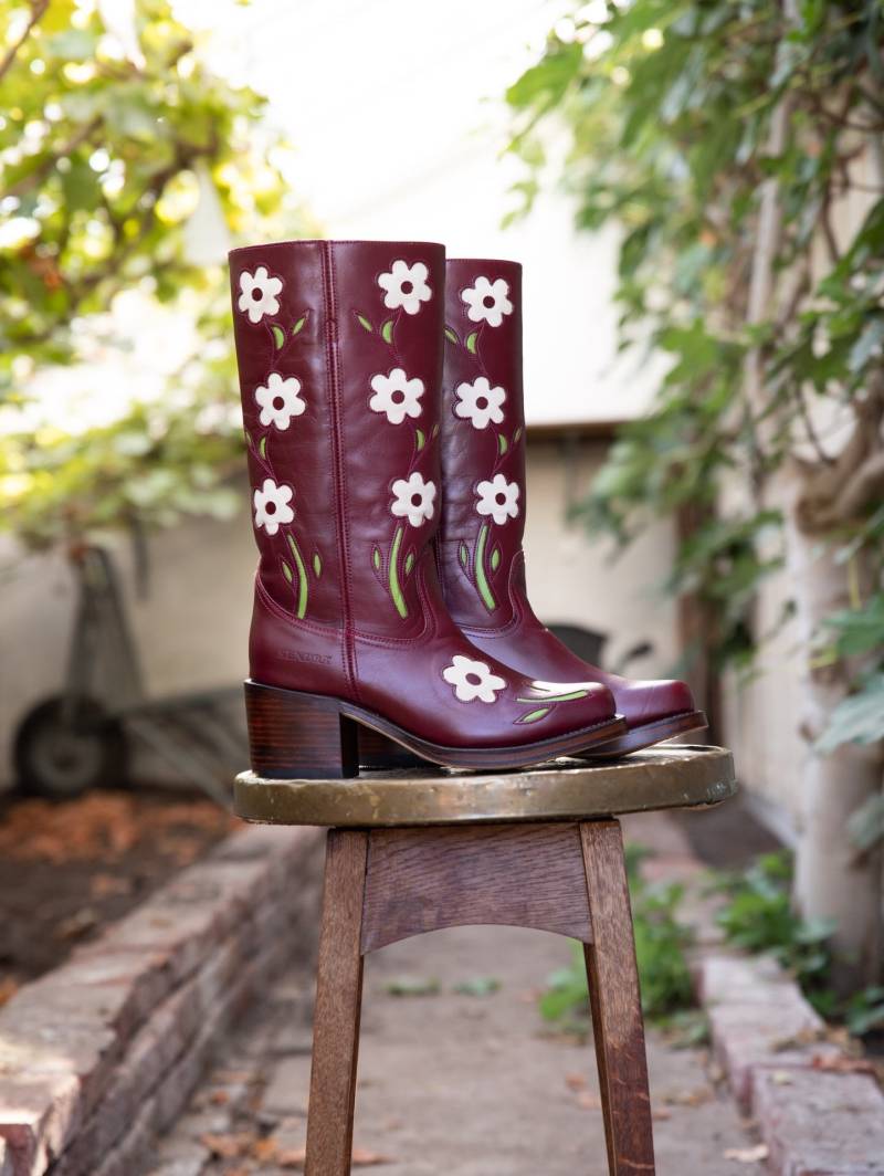 Blumenstiefel Bordeaux von Dandelie