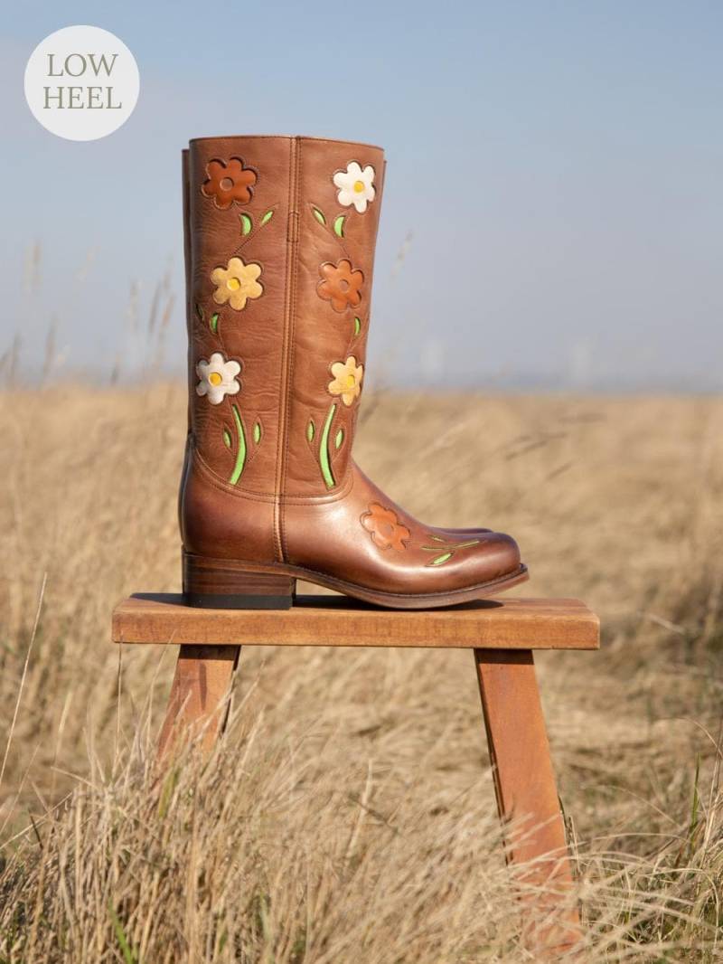 Blumenstiefel Haselnussbraun - Niedriger Absatz von Dandelie