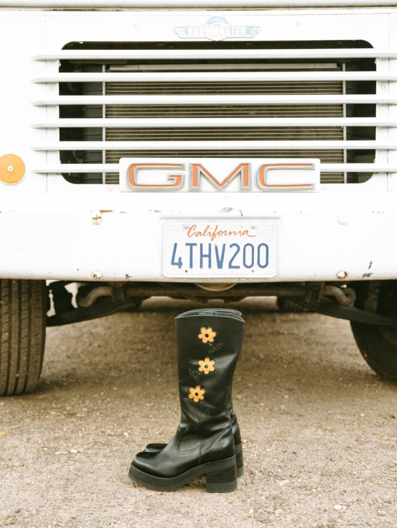 Plateaustiefel Mit Blumenmuster Schwarz von Dandelie