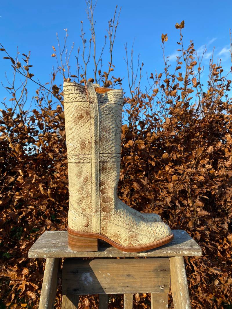 Python Taurus Boots - Deadstock von Dandelie