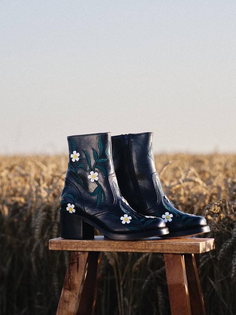 Salbei Stiefel Schwarz Salbei Stiefel Schwarz von Dandelie