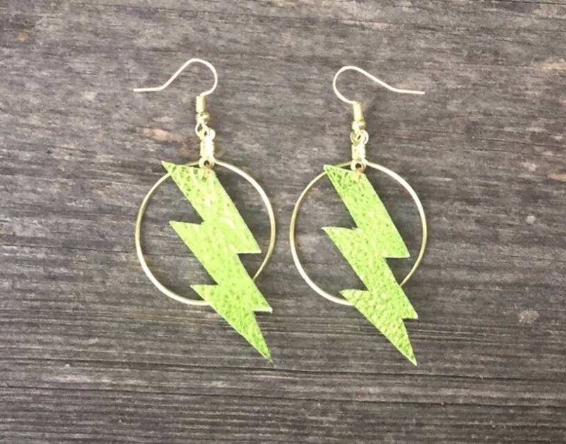 Blitz-Schrauben-Ohrringe von DandelionGoldJewelry