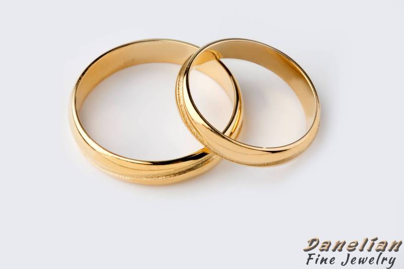 14K Gold Eheringe Set Wellenringe Für Sie Und Ihn von DanelianJewelry