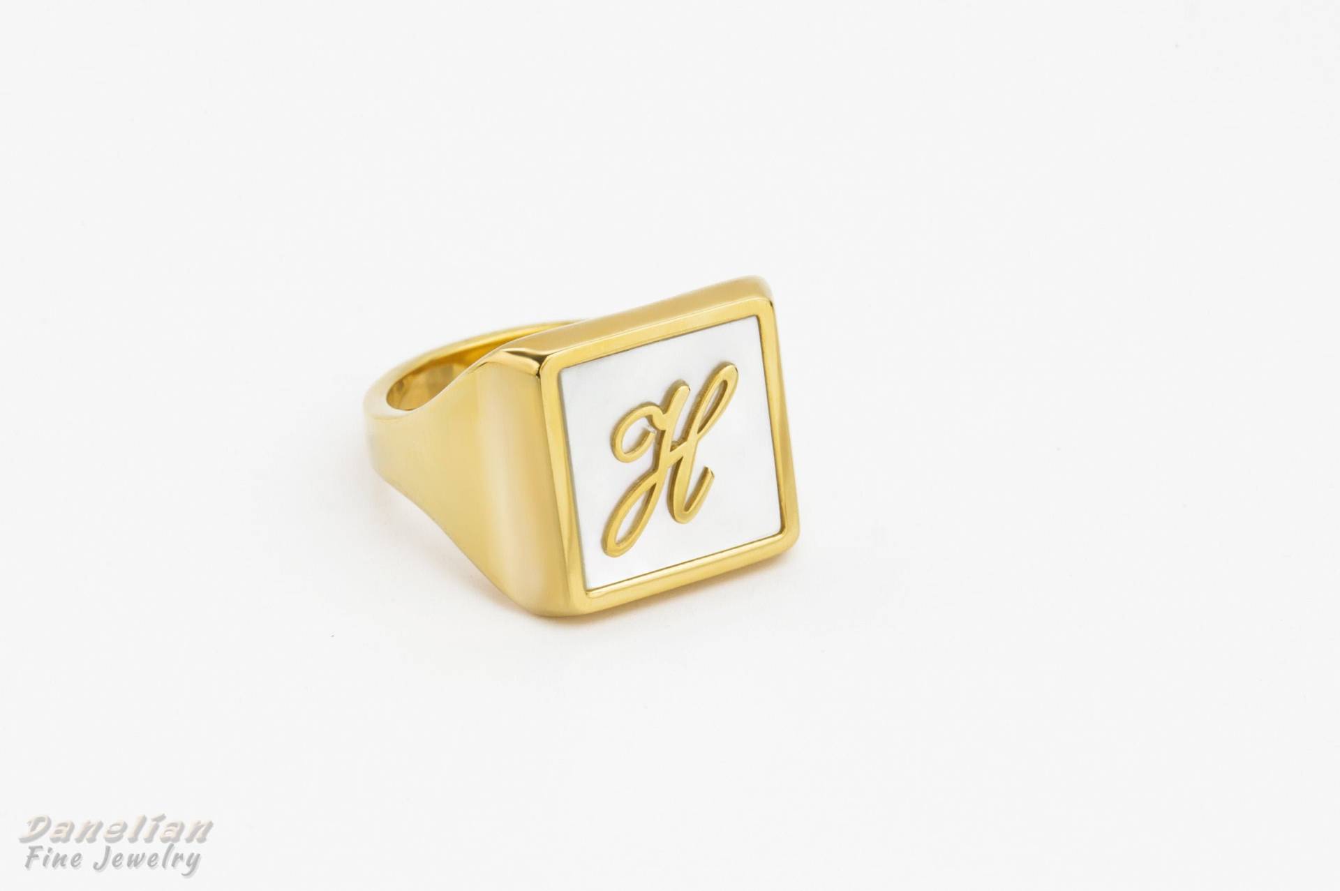 Gold Anfangssiegelring Perlmutt-Ring Mit Siegelring von DanelianJewelry