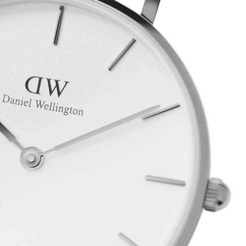 Daniel Wellington Uhr - Classic Petite Sterling 28 mm - Gr. unisize - in Silber - für Damen von Daniel Wellington