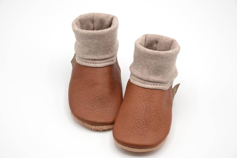 Daniela Nagel - Krabbelschuhe Für Babys Und Kleinkinder Aus Bioleder Adam Uni Braun Motivauswahl von DanielaNagel