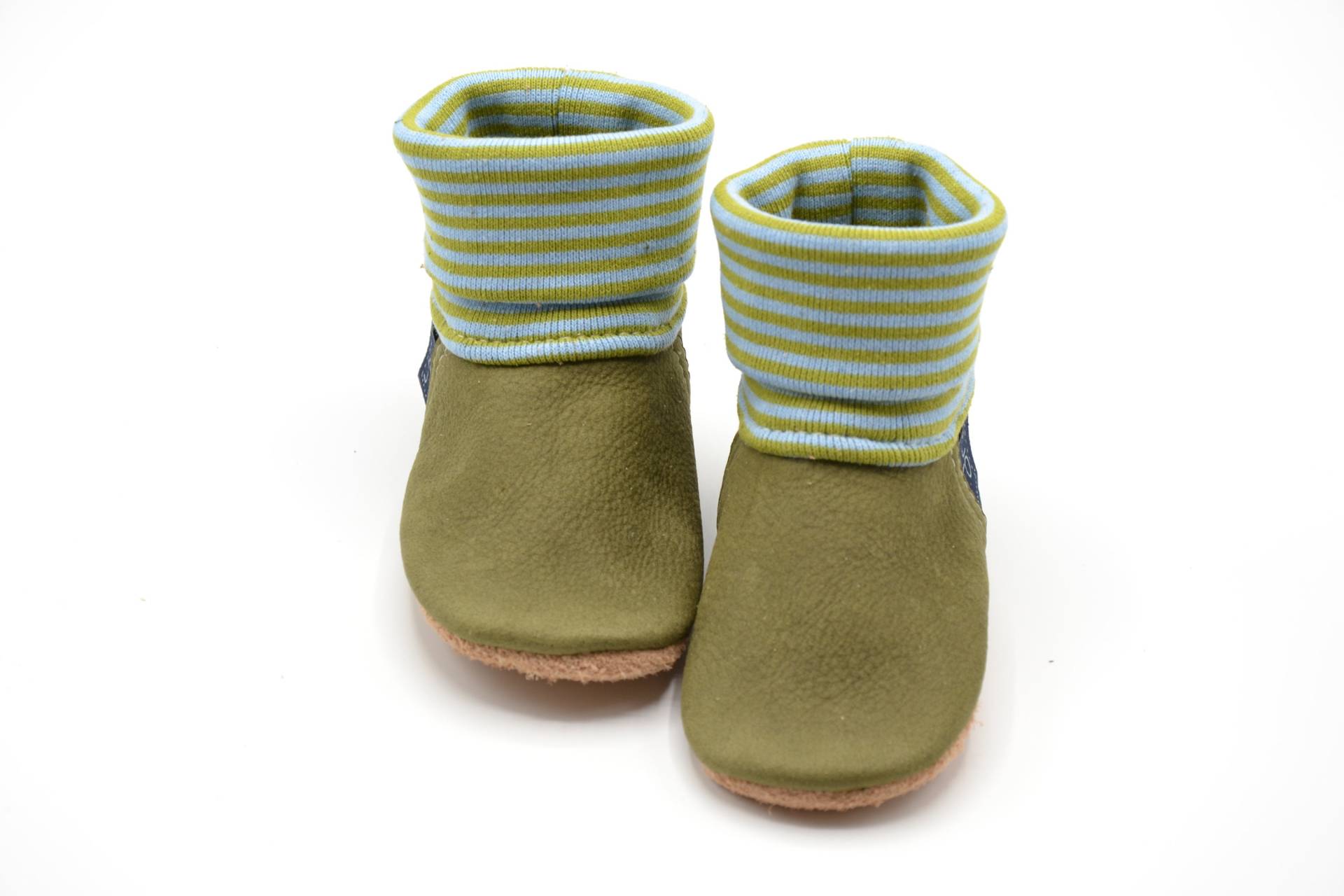Krabbelschuhe/ Bioleder Adam Nubuk Grün/Geringelt von DanielaNagel