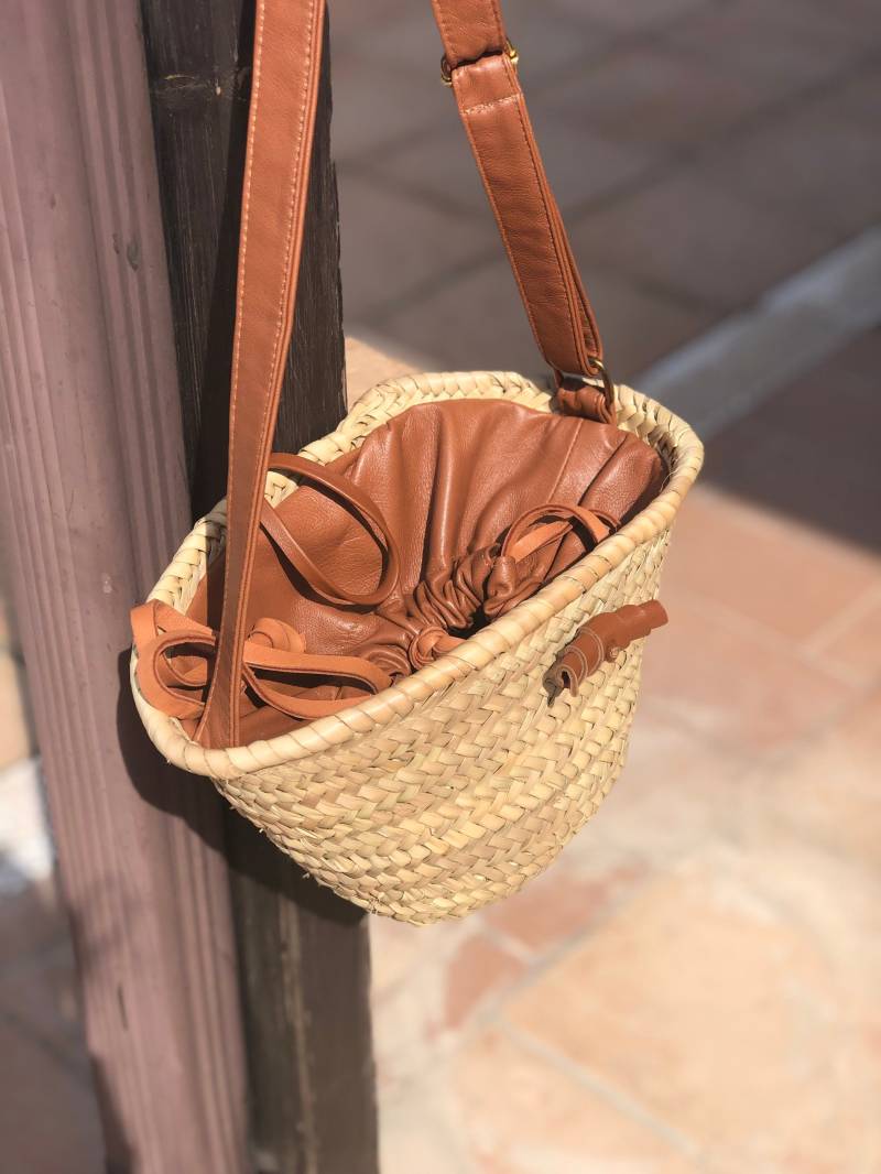 Mini Korb Mit Schulterriemen Aus Leder von DaniellaGeorgiou