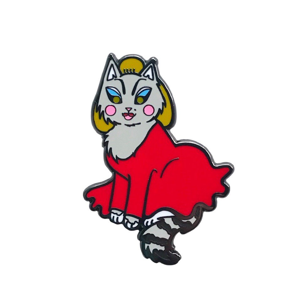 Göttliche Katze Enamel Pin - John Waters Pink Flamingos Göttliche Katze Enamel Pin - John Waters Pink Flamingos von DanielleVDesigns