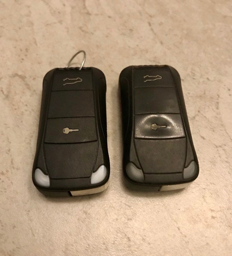 Porsche Cayenne Schlüsselanhänger Porsche Cayenne Schlüsselanhänger von DanielsCollection