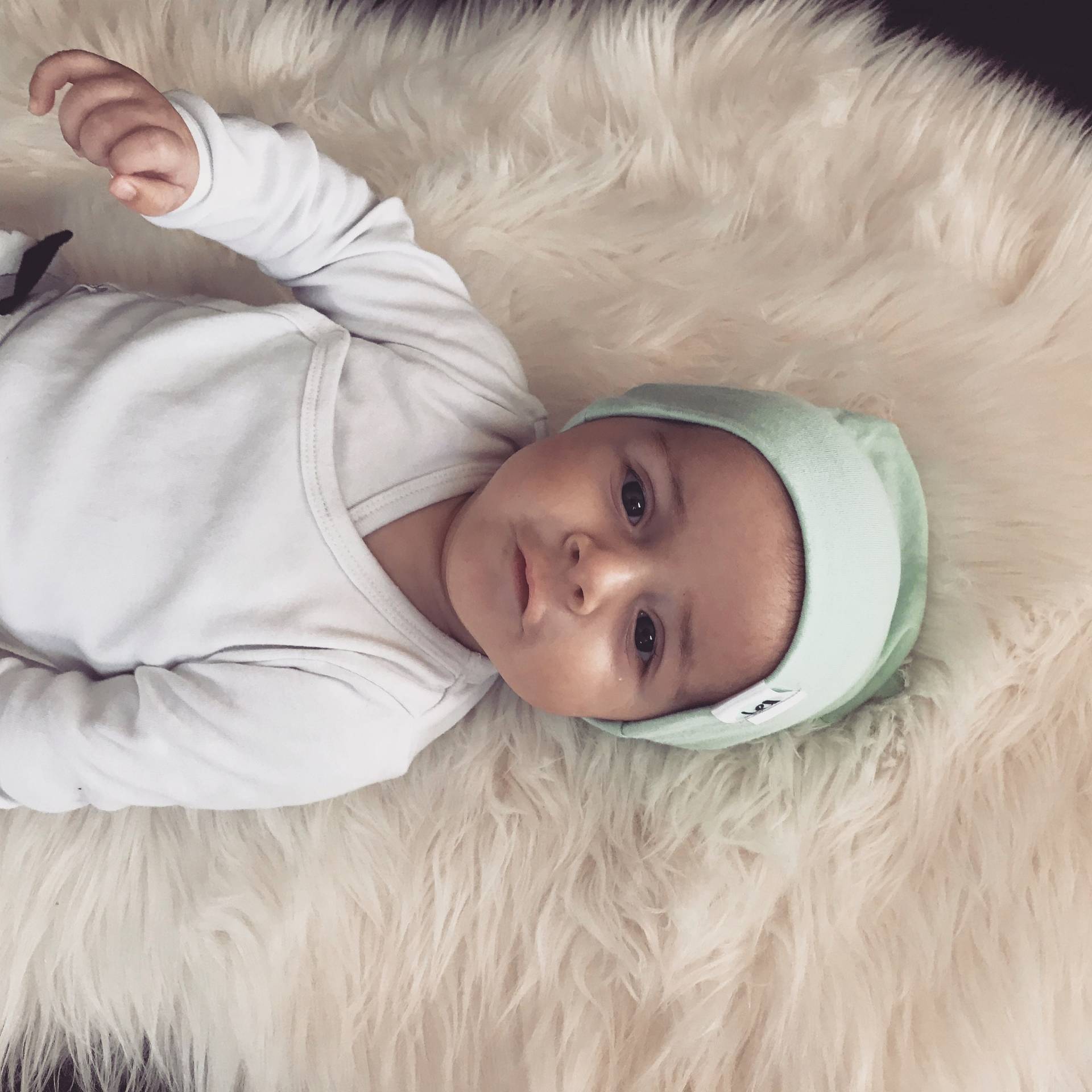 Beanie/ Mint Mütze/Slouchy Beanie Babymütze Hipster - Hell von DanielsThreadz