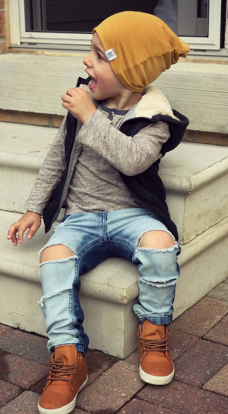 Beanie Slouch/Slouchy Mütze Hut Babymütze Kleinkind Hipster - Gold von DanielsThreadz