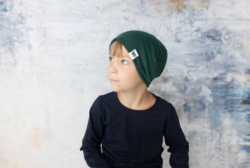Slouch Beanie/ Slouchy Beanie/Grüne Mütze Waldgrüne Babymütze Slouchy - Waldgrün von DanielsThreadz