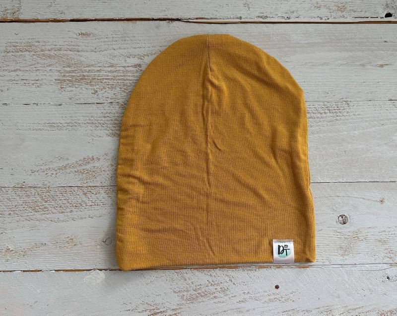 Bambus Stricken Slouchy Mütze - Goldene Sonne, Baby Kleinkind Hipster Stil von DanielsThreadz