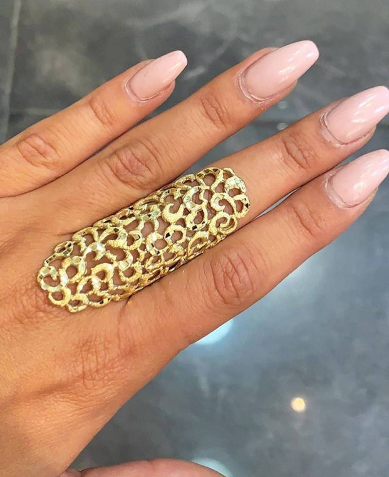 14K Gold Voll Fingerring, Filigraner Ring, Handgemachter Design Goldspitze Langer Goldring, Breiter Boho Ring von DaninoDesigner