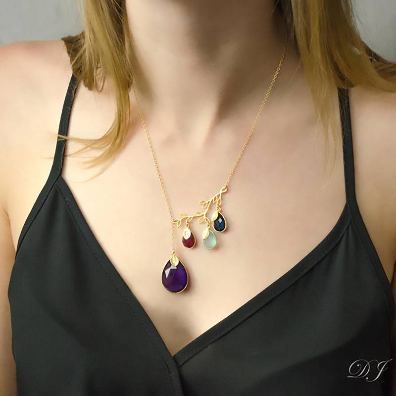 Benutzerdefinierte Mutter Stammbaum-Halskette Mit Geburtssteinen Und Anfangs-Charms Baby Vogel, Herz, Blatt Charms Weihnachtsgeschenk Für Mama Oder von DaniqueCollection