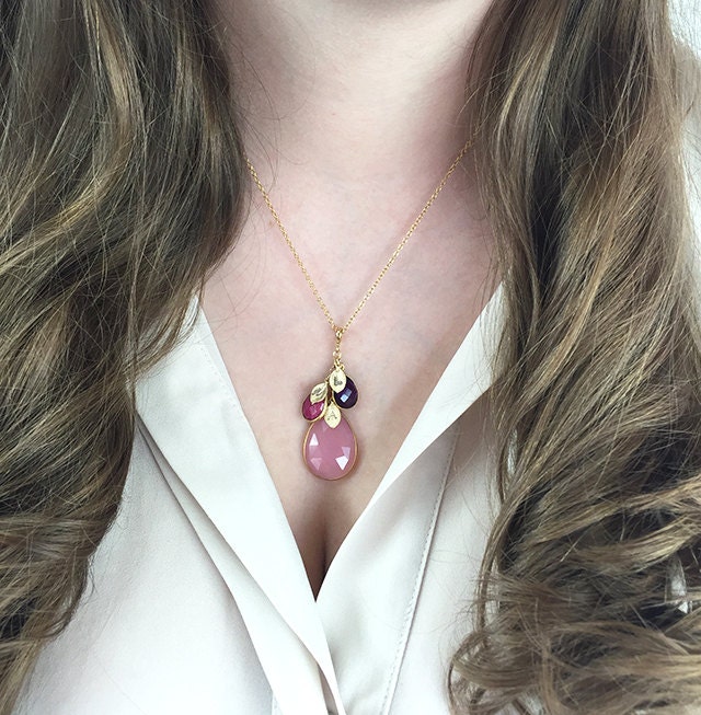 Personalisierte Mutter Halskette Mit Kinder Initialen Birthstone Halskette, Mutter-Tag Schmuck Mama Mütter Geschenk Oma von DaniqueCollection