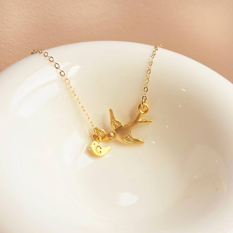 Benutzerdefinierte Mama Vogel Halskette Mit Kinderinitialen Baby Großmutter Geschenk Für Nana Baby-Dusche-Geschenk Die Neue Mutter Gold Oder Silber von DaniqueJewelry