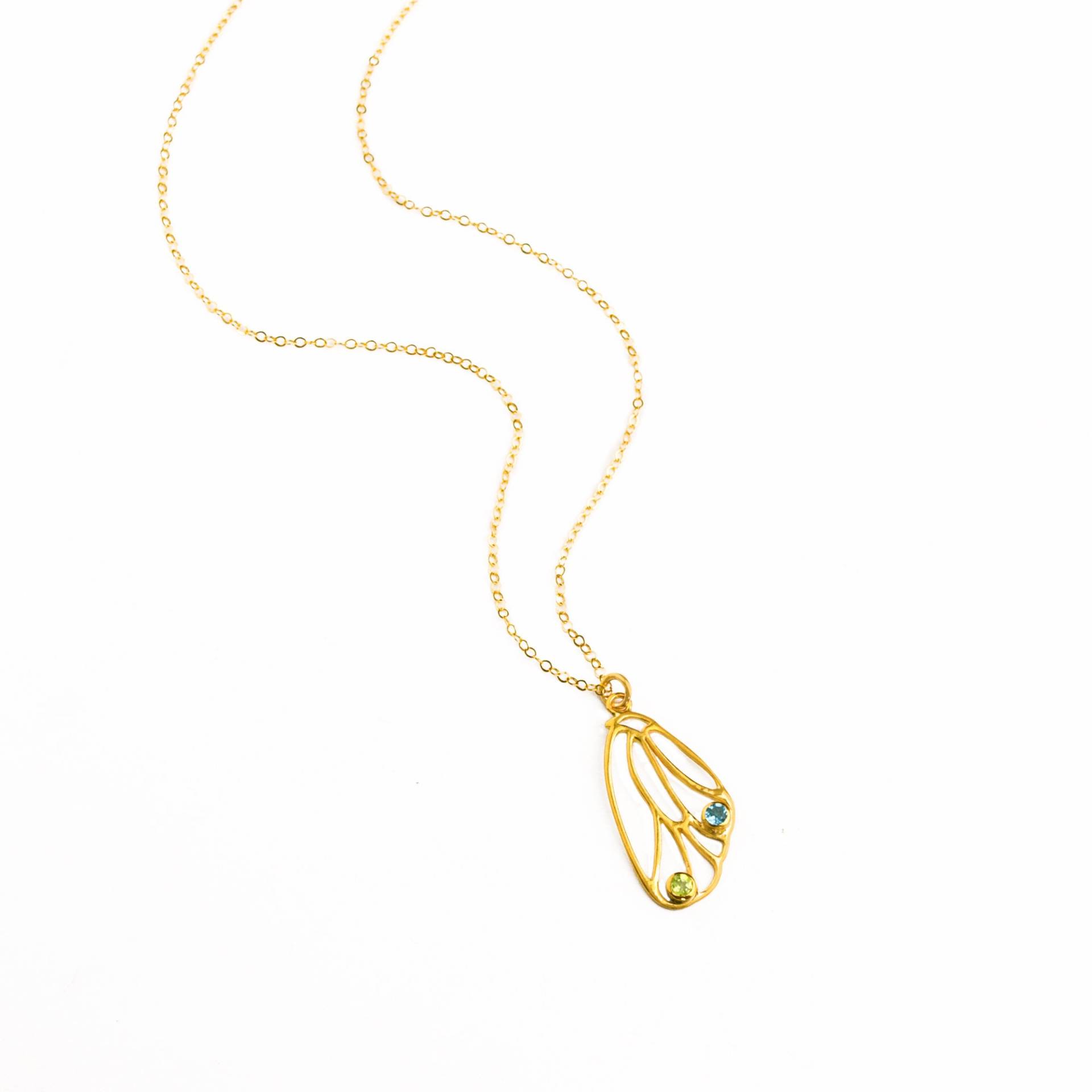 Benutzerdefinierte Schmetterlings-Flügel Birthstone Halskette Gold Sterling Silber Personalisieren Kinder Schmuck Familie Schwestern Geschenk von DaniqueJewelry