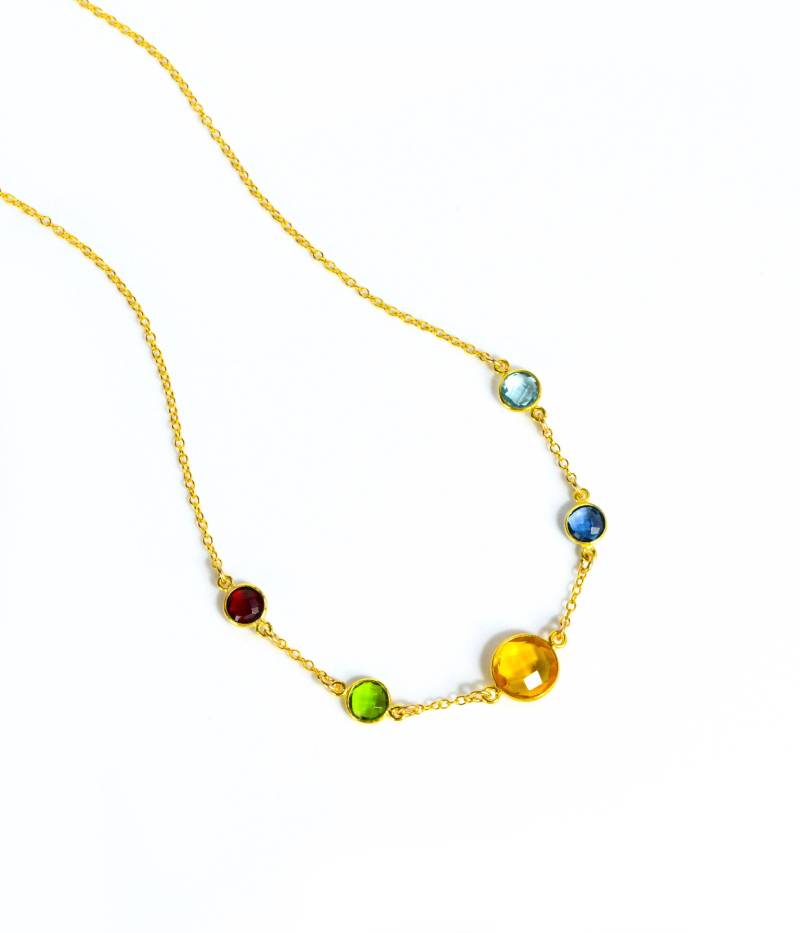 Individuelle Mutter Halskette Mit Kind Birthstone Charms, Personalisierter Schmuck Für Mutter, Familienkette Edelsteinen, Geschenk Von Tochter Oder von DaniqueJewelry