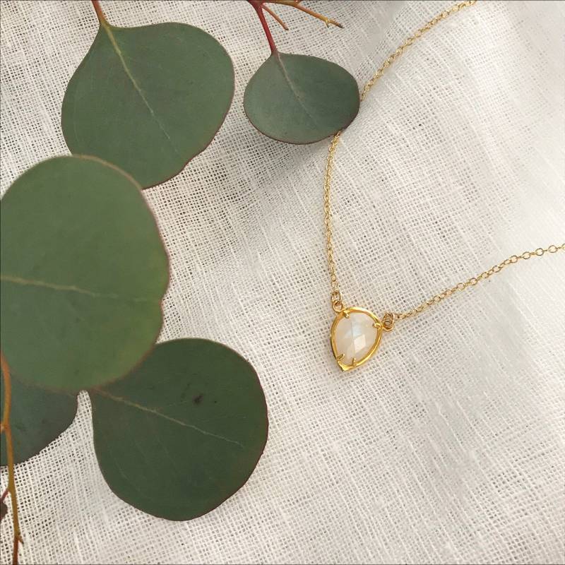 Juni Birthstone Halskette, Regenbogen Mondstein Brautjungfer 30. Geburtstagsgeschenke Für Ihre 30, Beste Freundin von DaniqueJewelry