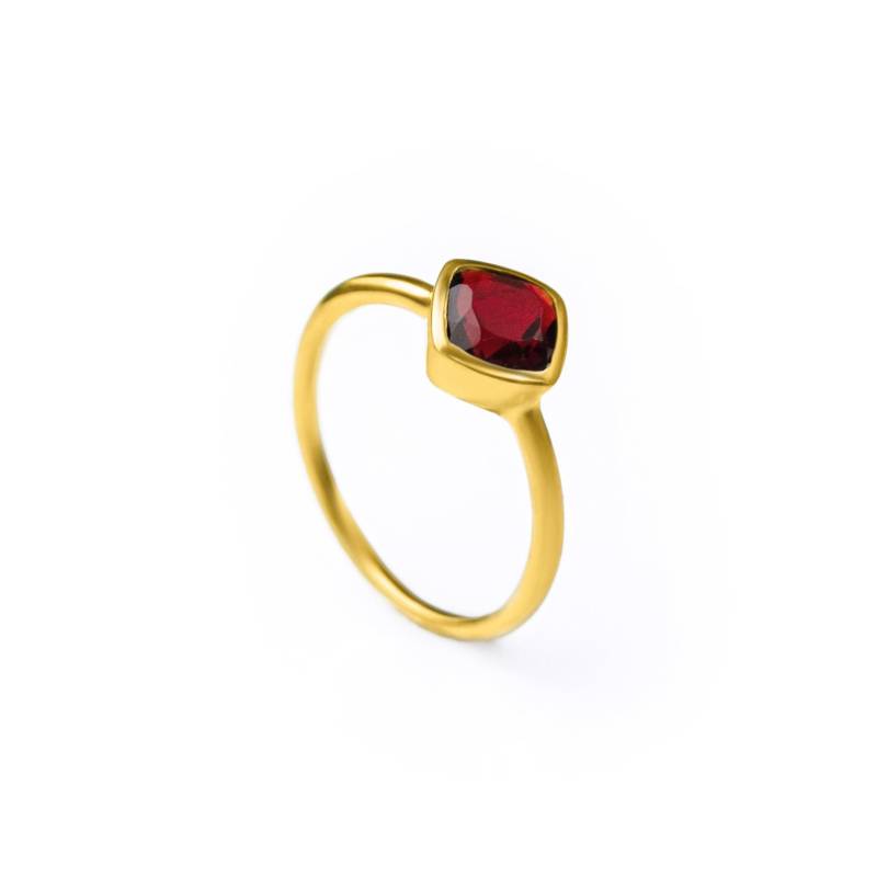 Granat Ring Stapelbarer Kleiner Januar Geburtsstein Gold Silber Edelstein Stapelring Benutzerdefinierte Weihnachtsgeschenk Diamant Lünette Für Sie von DaniqueJewelry