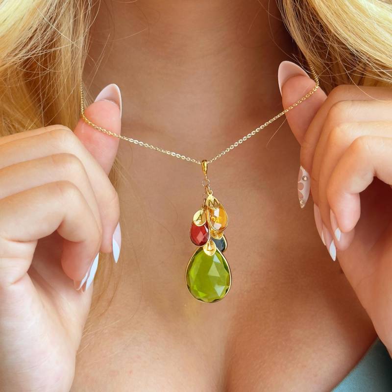 Personalisierte Mutter Halskette Individuelle Geburtsstein Mit Initialen, Familiengeschenk Für Mama Oder Oma, Schwiegermutter Geschenk Sie von DaniqueJewelry