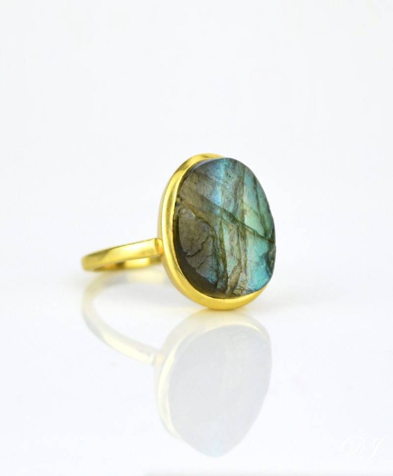 Roher Labradorit Ring - Blauer Goldring, Großer Ovaler Ring, Rohstein Schmuck von DaniqueJewelry