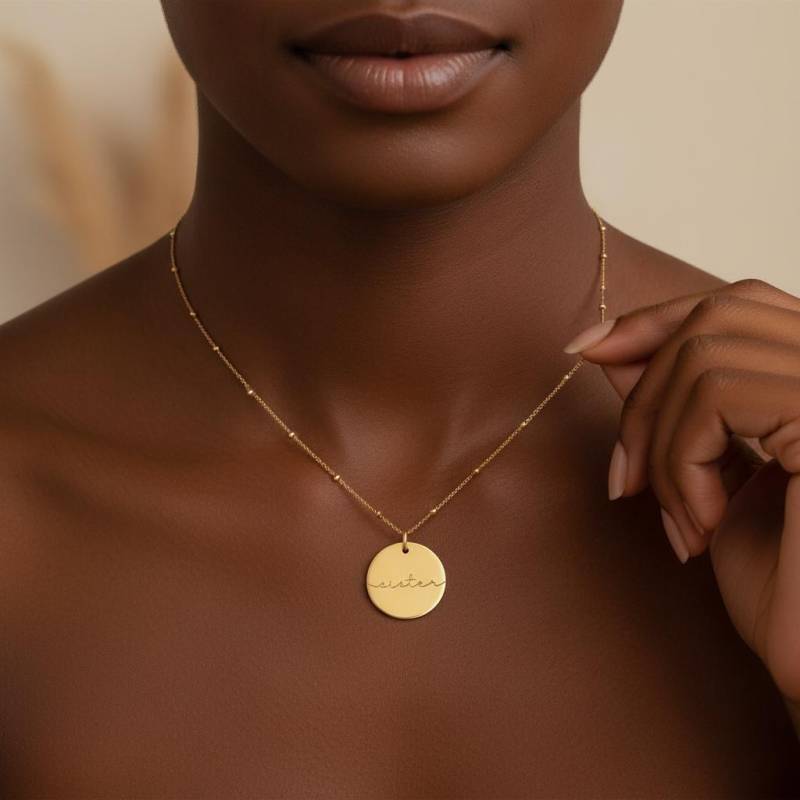 Benutzerdefinierte Kreis Swirly Monogramm Halskette, Zierliche Gravierte Initialen Personalisierter Schmuck, Brautjungfer Hochzeitsgeschenke von DaniqueTrends