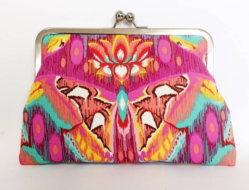 Designer Stoff Clutch Geldbörse "Edan Atlas' von DanniKBoutique