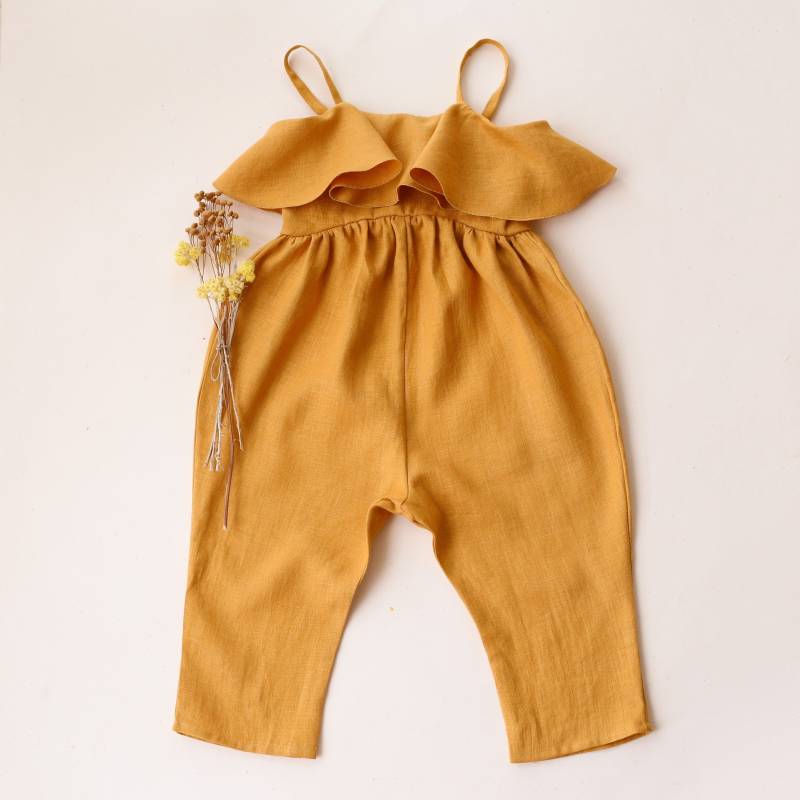 Mädchen Sommer Volant Strampler | Farbe Bernstein von DannieandLilou