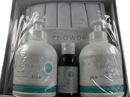 2 Geschenk Sets Babypflege: Babypflege Set mit Waschlappen, Körpermilch, Waschschaum, Massageöl, Hypoallergen, feuchtigkeitsspendend. Dans un Jardin Snwodrop von Dans un Jardin Snowdrop